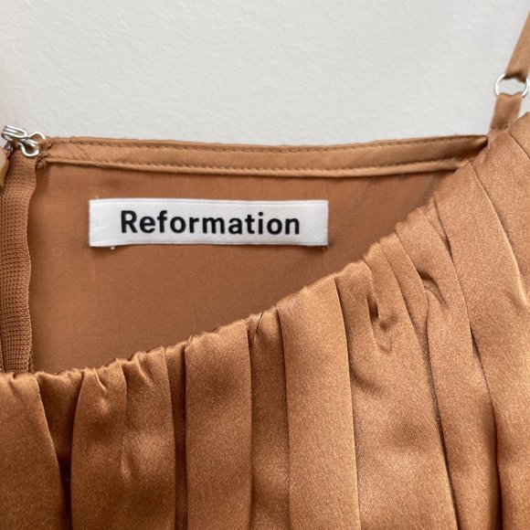 Reformation Mezcal Dress in Butterscotch - Picture 7 of 9